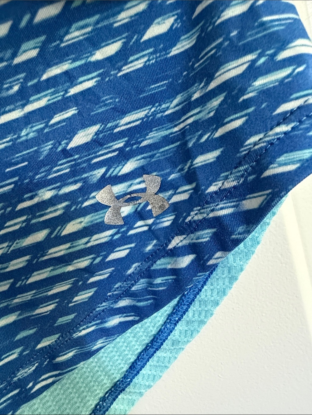 Under Armour Blue Patterned Racerback Tank - Picture 2 of 4